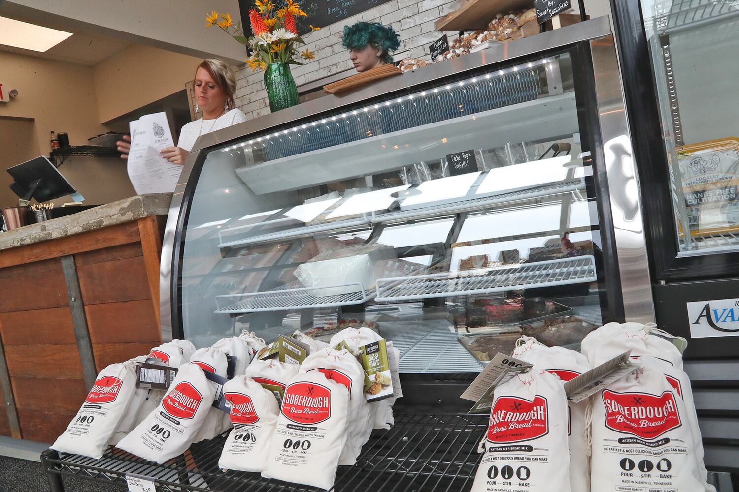 Charlo's Provisions & Eatery SNS