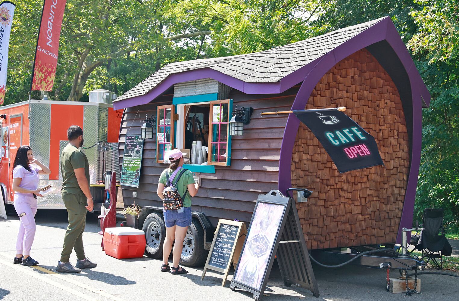 Food Truck Competition SNS