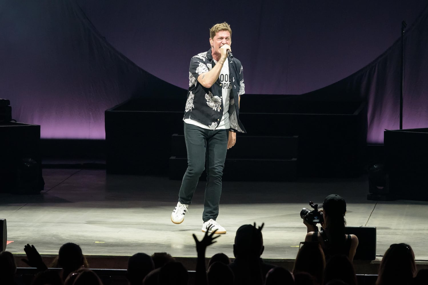 PHOTOS: Rob Thomas performs at Rose Music Center
