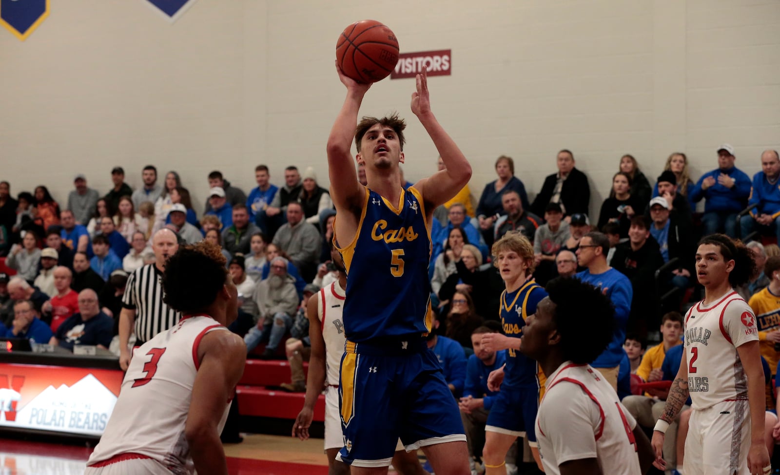 Lehman Catholic's Shane Frantz gets up a shot attempt over the defense. Northridge defeated Lehman Catholic 86-47 on Friday, Jan. 16, 2026.. STEVEN WRIGHT / STAFF