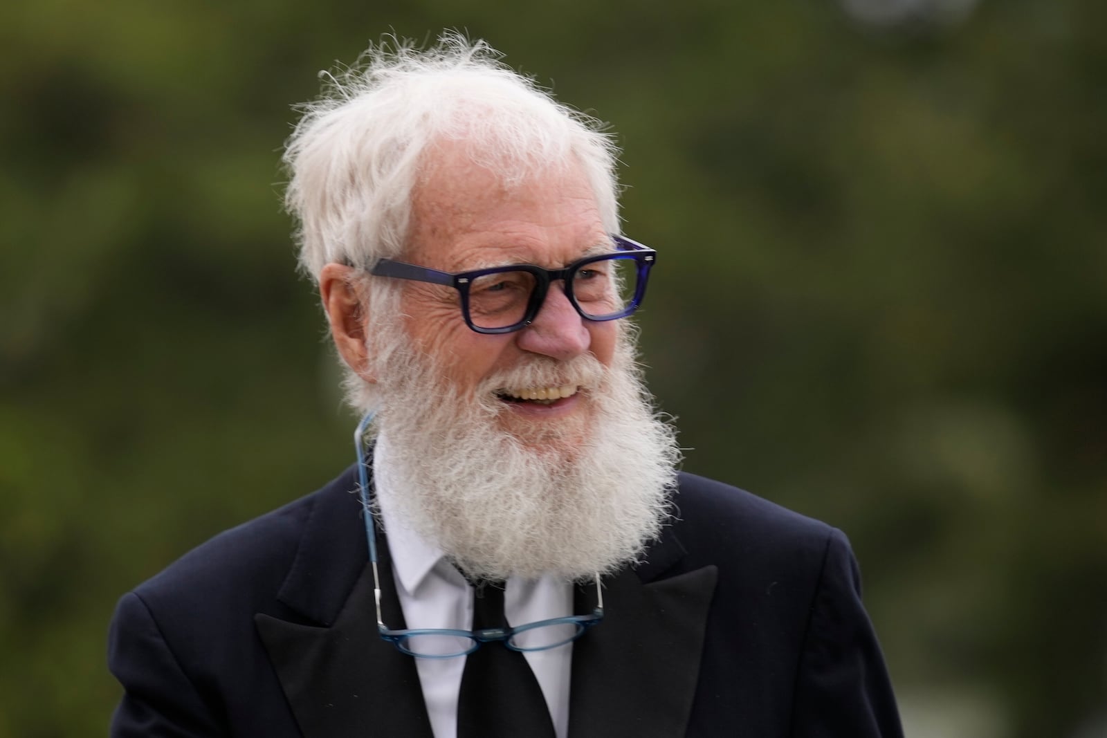 David Letterman arrives at the JFK Library, Sunday, May 4, 2025, in Boston. (AP Photo/Robert F. Bukaty)