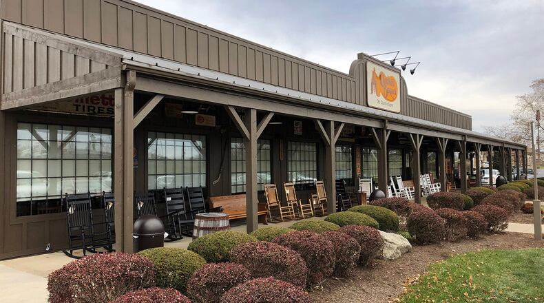 The Cracker Barrel Restraunt on Leffel Lane. BILL LACKEY/STAFF