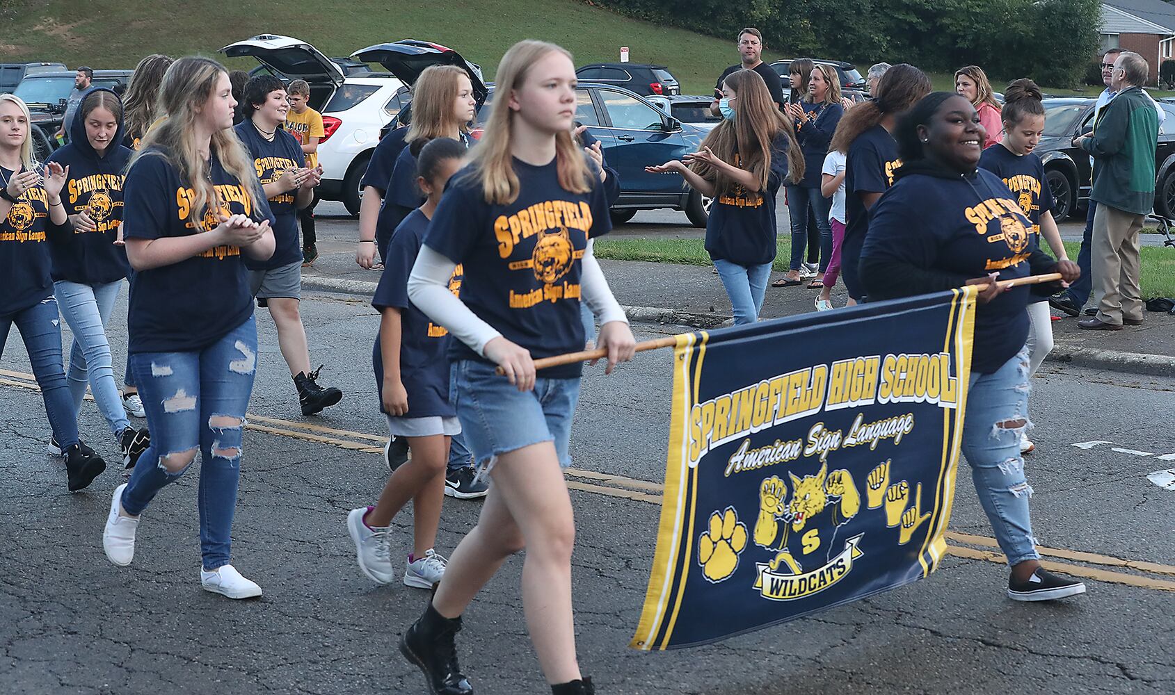 100821 Homecoming Parade SNS