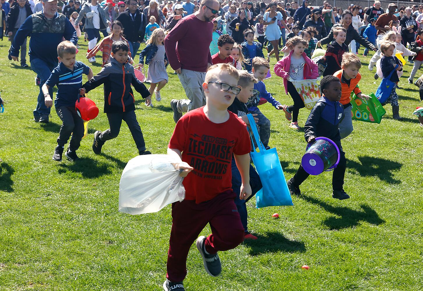 Youngs Egg Hunt SNS