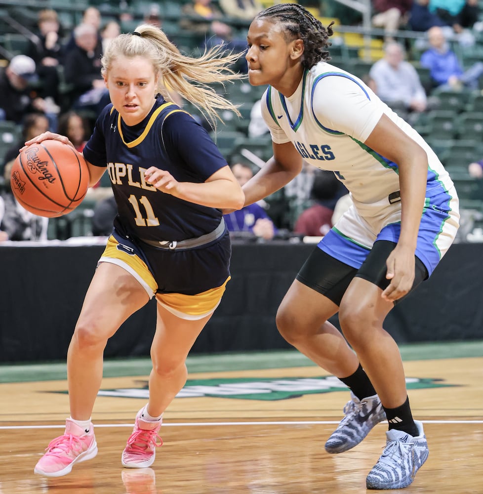 DDN 031226 Chaminade Julienne Copley