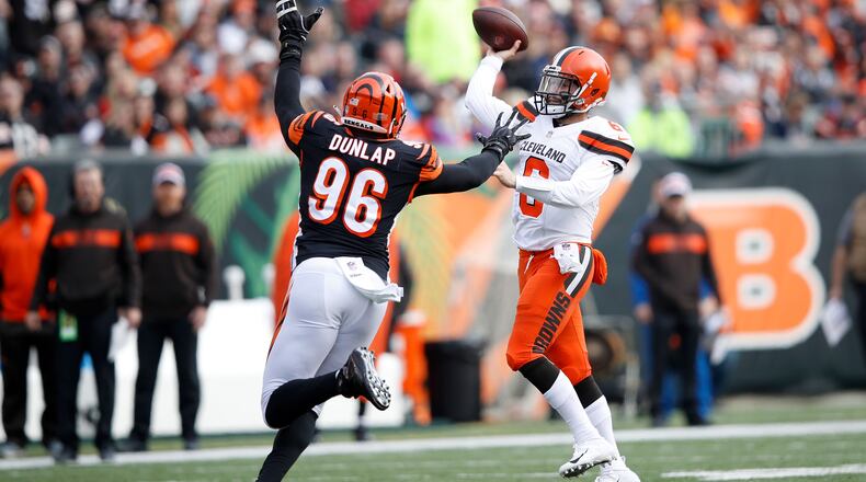 CINCINNATI, OH - NOVEMBER 25: Carlos Dunlap #96 of the Cincinnati Bengals pressures Baker Mayfield #6 of the Cleveland Browns during the second quarter at Paul Brown Stadium on November 25, 2018 in Cincinnati, Ohio. (Photo by Joe Robbins/Getty Images)