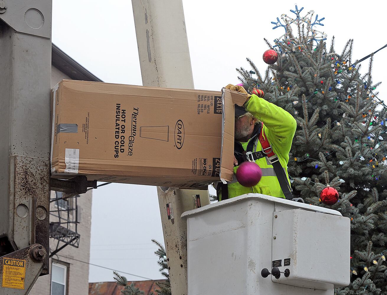 New Carlisle Christmas tree