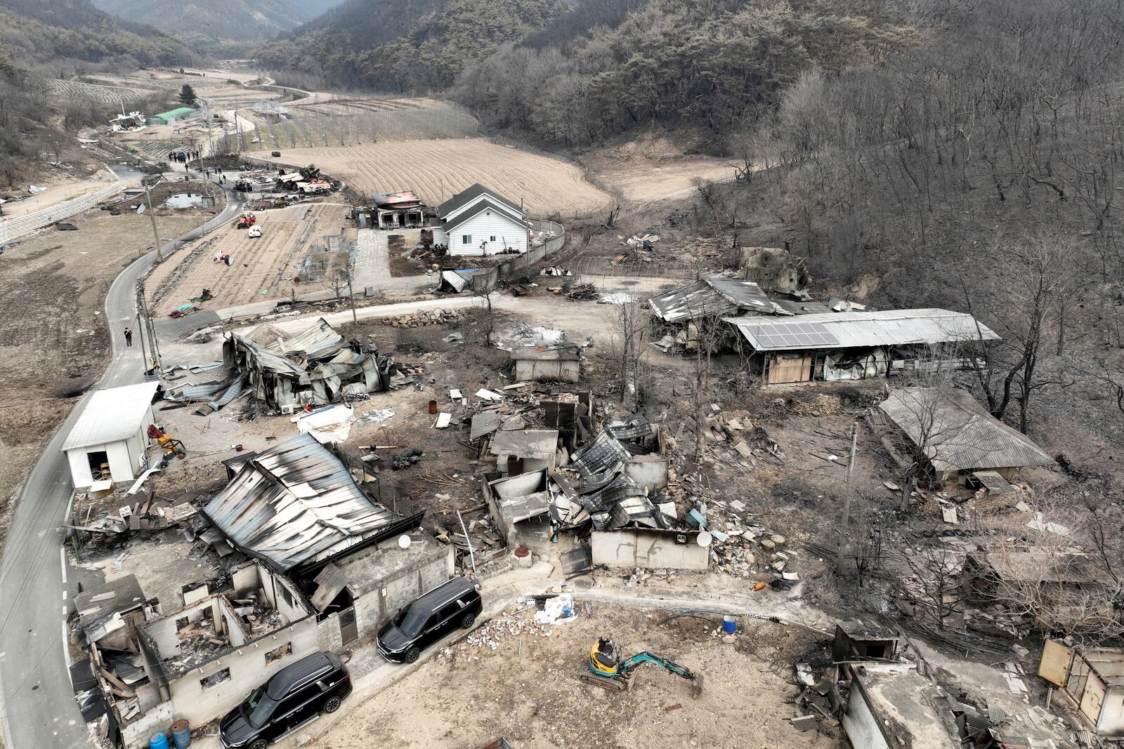 A burnt-out houses in a destroyed village are seen in Uiseong, South Korea, Thursday, March 27, 2025. (Kim Do-hun/Yonhap via AP)