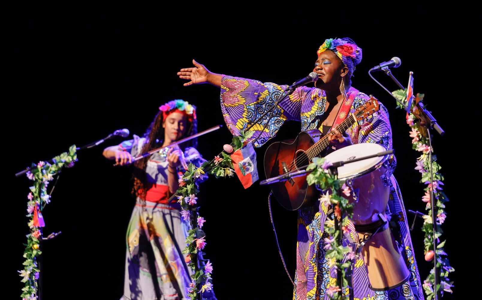 Haitian Group Performs for Children