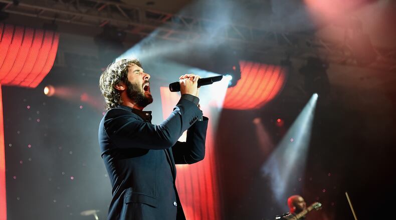 PHOENIX, AZ - MARCH 28: Singer Josh Groban performs onstage during Muhammad Ali's Celebrity Fight Night XXI at the Jw Marriott Phoenix Desert Ridge Resort & Spa on March 28, 2015 in Phoenix, Arizona. (Photo by Ethan Miller/Getty Images for Celebrity Fight Night)