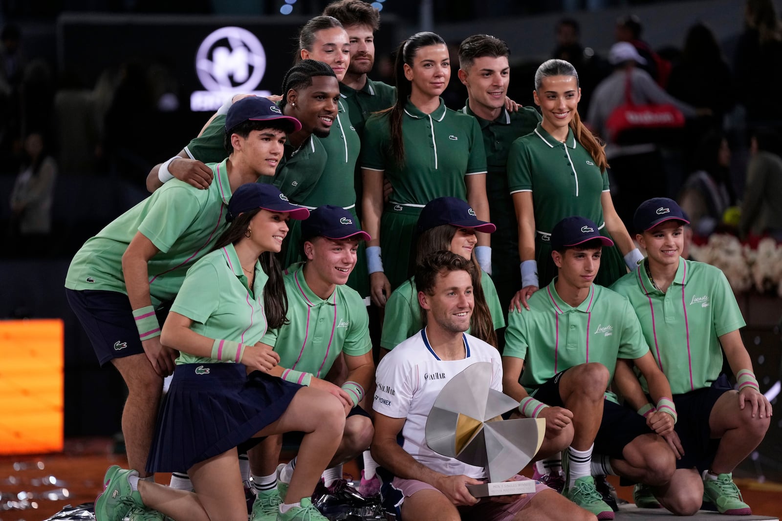 Norway's Casper Ruud poses with the trophy after winning the Madrid Open tennis final in Madrid, Spain, Sunday, May 4, 2025. (AP Photo/Manu Fernandez)