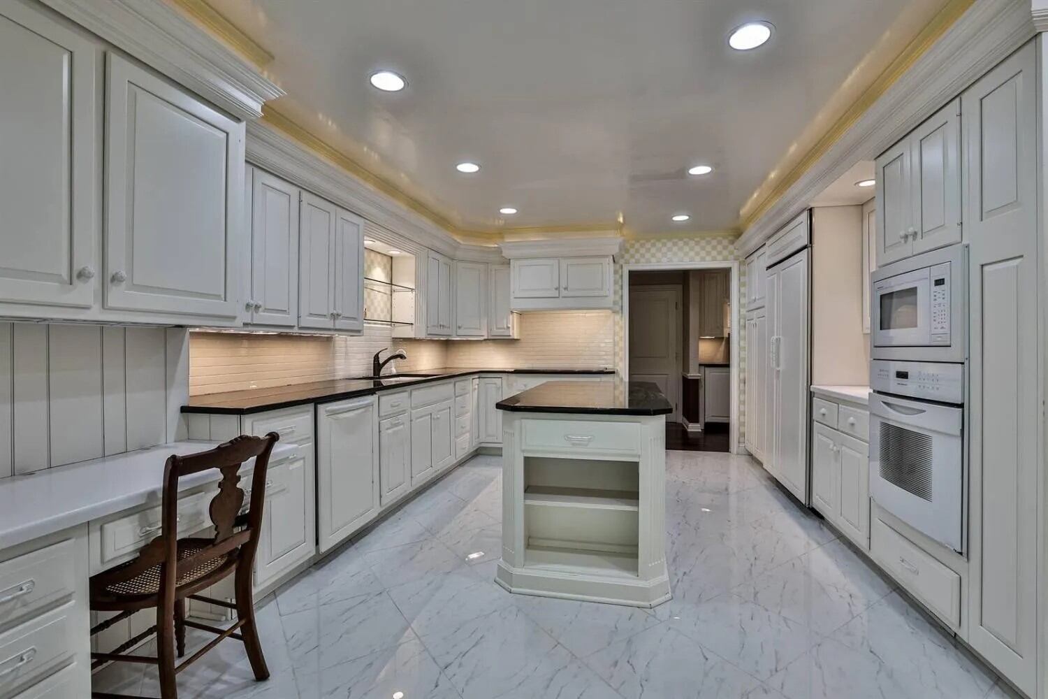 PHOTOS: Miami County mansion, 27-acre estate on market for $2.1M