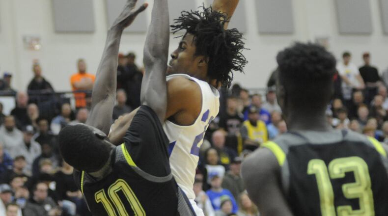 Spire’s Isaiah Jackson goes in for a slam. Prolific Prep defeated Spire Academy 94-59 in Flyin’ to the Hoop at Trent Arena on Monday, Jan. 21, 2019. MARC PENDLETON / STAFF