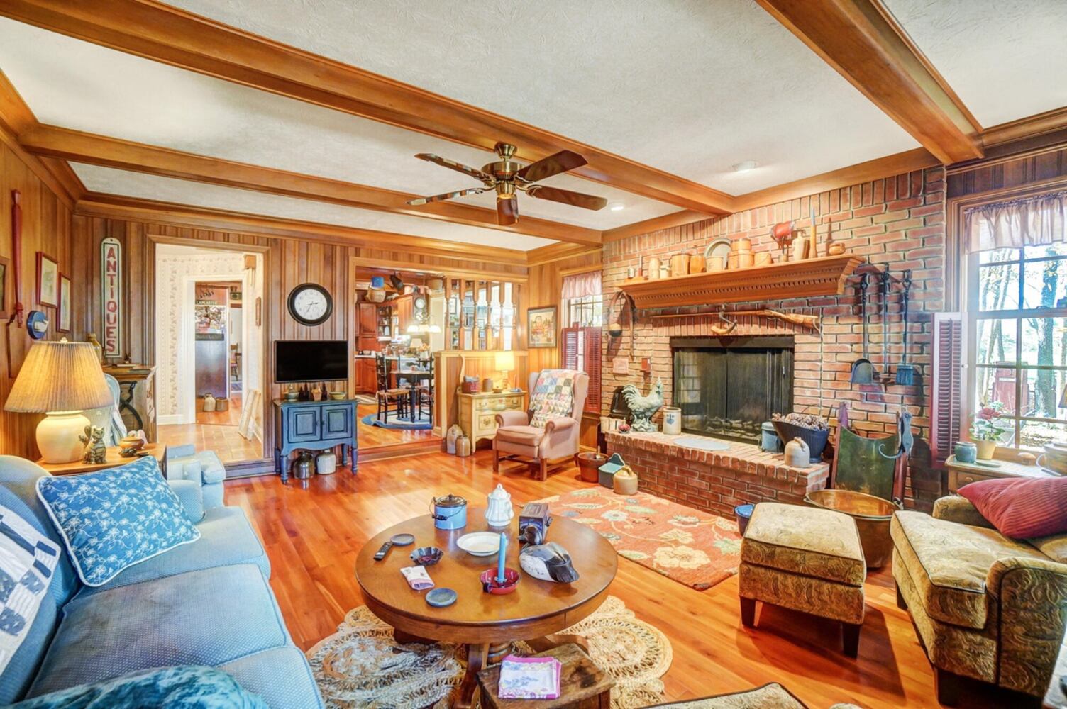 PHOTOS: Springfield-area home on 2.5 acres near golf course listed