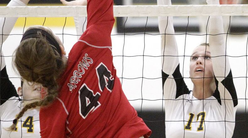 Liz Campbell (17) of Shawnee High School is a key returning setter for the Braves. Staff Photo by Barbara J. Perenic