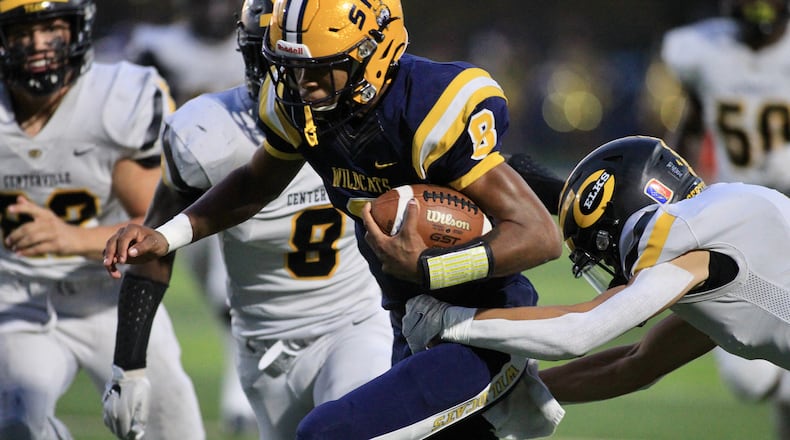 Springfield's Te'Sean Smoot runs against Centerville on Friday, Oct. 8, 2021, in Springfield. David Jablonski/Staff