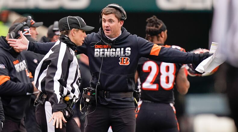 CINCINNATI, OH - DECEMBER 01: Head coach Zac Taylor of the Cincinnati Bengals agues with an official during the second half of NFL football game against the New York Jets at Paul Brown Stadium on December 1, 2019 in Cincinnati, Ohio. (Photo by Bryan Woolston/Getty Images)