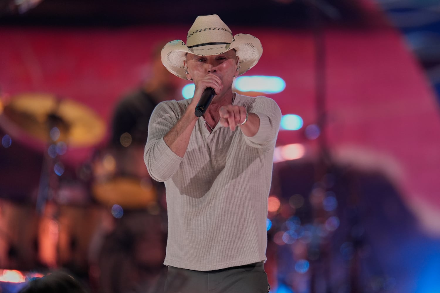 59th Annual CMA Awards - Show