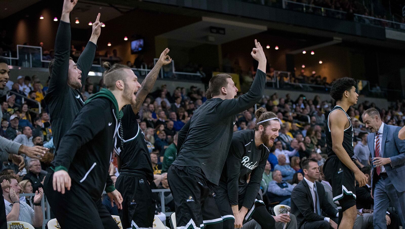 The Wright State Raiders ran their win streak to eight Thursday night with an 80-67 win at Green Bay. JOSEPH CRAVEN/CONTRIBUTED PHOTO