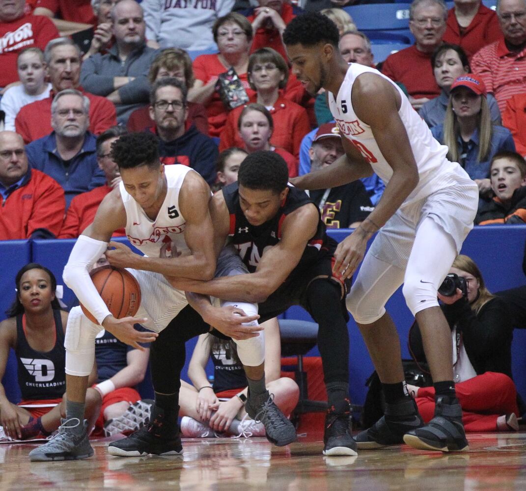 Dayton Flyers vs. VMI Keydets