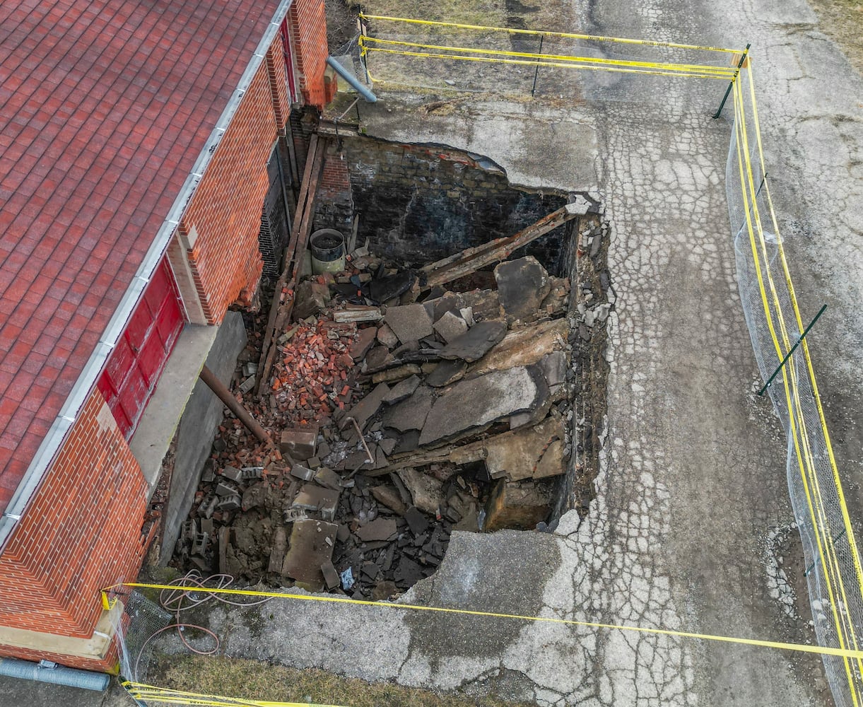 Springfield Manor Collapse