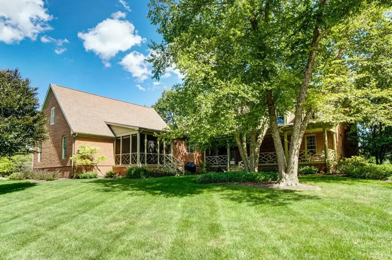 PHOTOS: Home on 1.13 acres near 2 Springfield golf courses listed