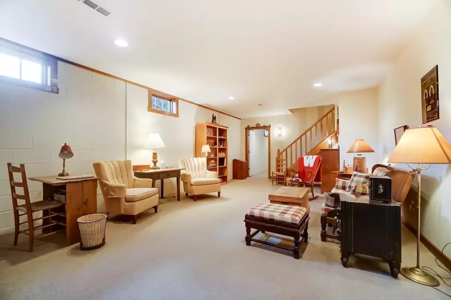PHOTOS: Home on 1.13 acres near 2 Springfield golf courses listed