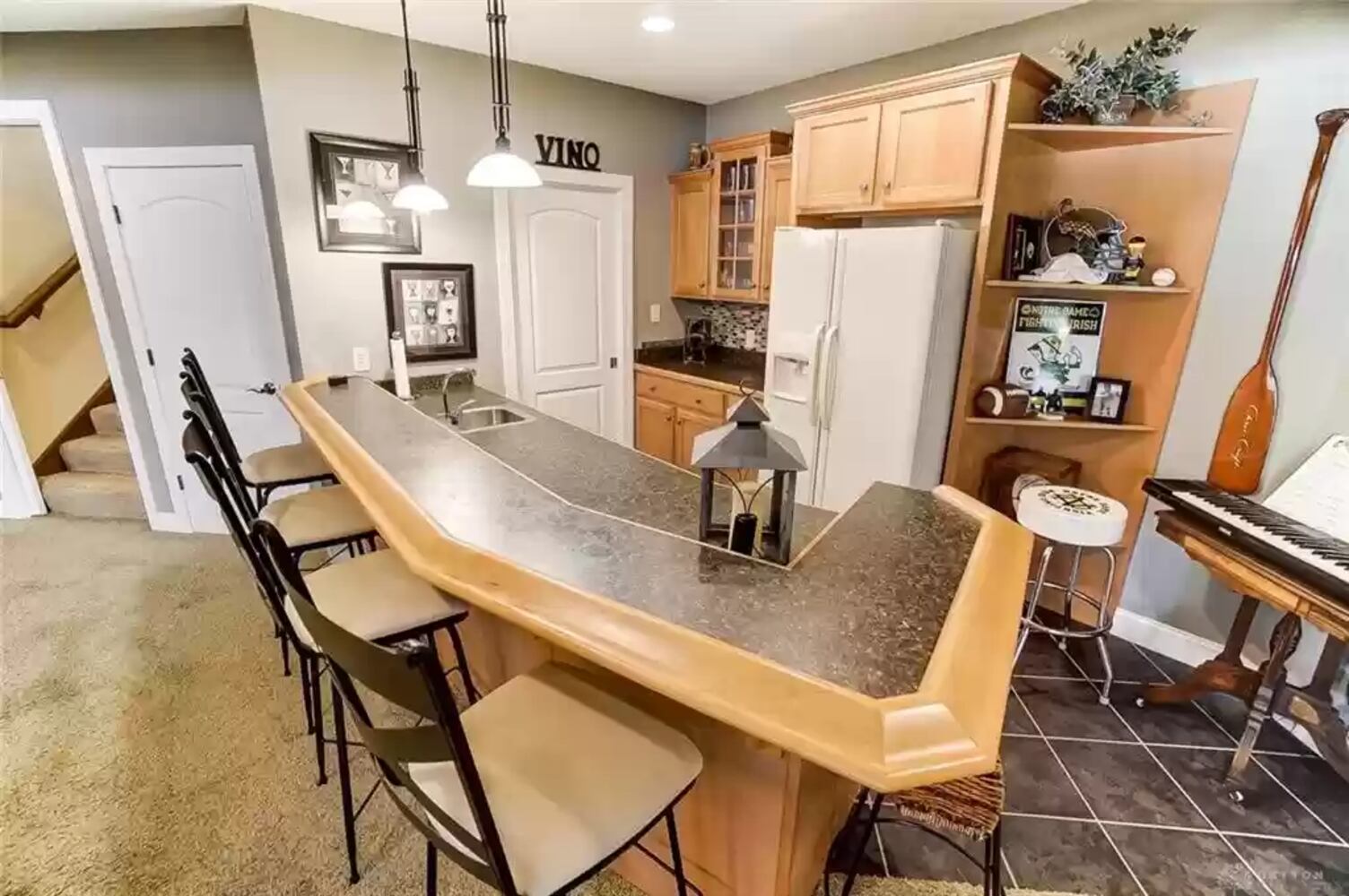 PHOTOS: $1M luxury home has views of Lakengren lake