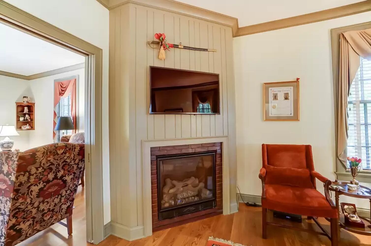 PHOTOS: Home on 1.13 acres near 2 Springfield golf courses listed