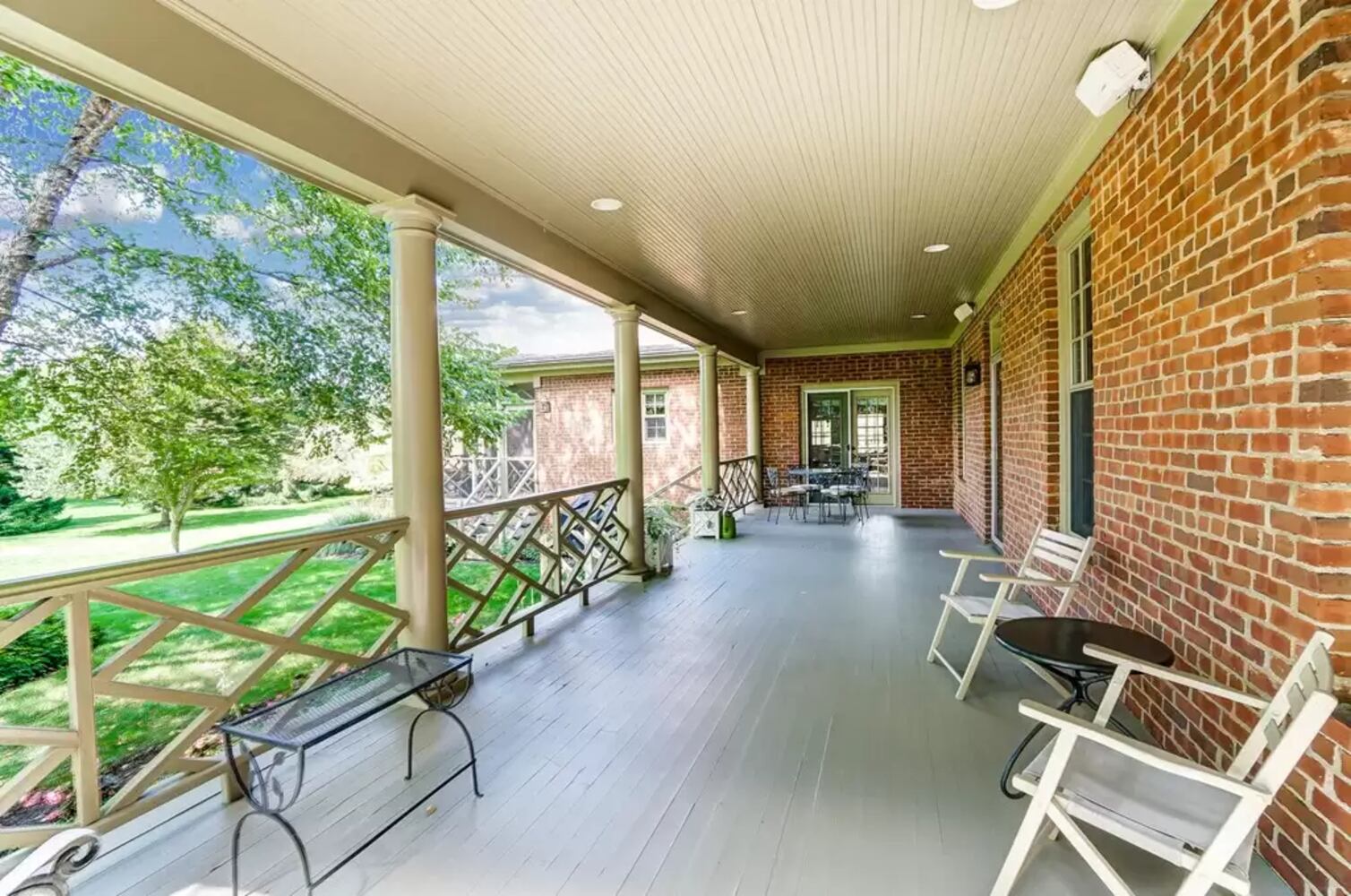 PHOTOS: Home on 1.13 acres near 2 Springfield golf courses listed