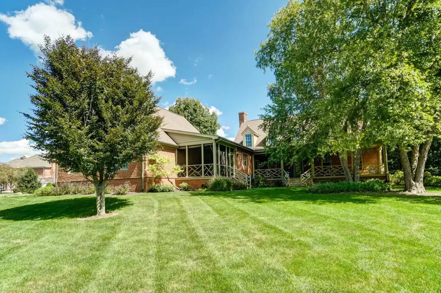 PHOTOS: Home on 1.13 acres near 2 Springfield golf courses listed