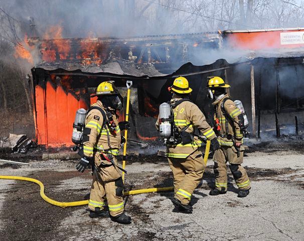 Crews fight fire at abandoned fire sprinkler business