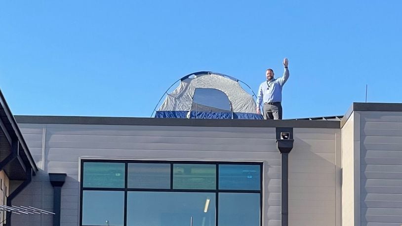Shawnee Elementary Administrators partnered with the PTO for the Read-A-Thon fundraiser. Students raised $10,000 in  donations, so Campus Principal Kyle Phelps volunteered to sleep on the Shawnee Elementary roof one night on Tuesday, April 11. Contributed