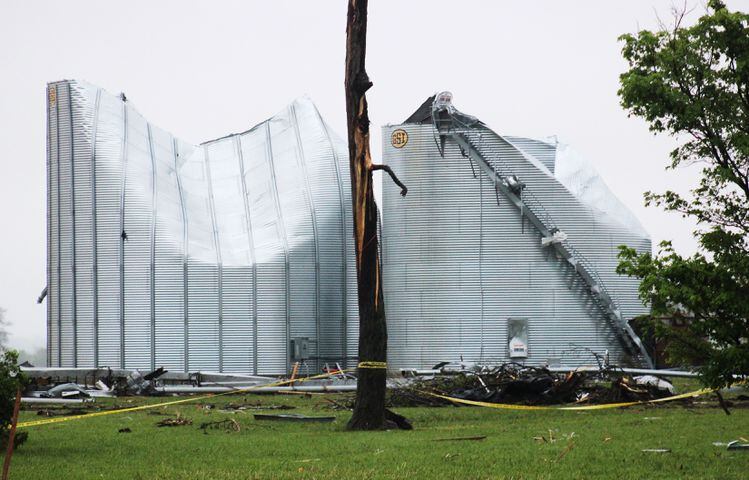 Cedarville tornado damage