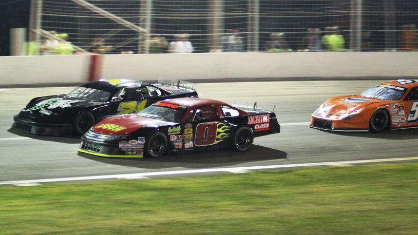 Beavercreek’s Brandon Oakley (No. 51) won the Robbie Dean Memorial late model race at Kil-Kare Speedway on Friday, Aug. 8, 2014. CONTRIBUTED PHOTO